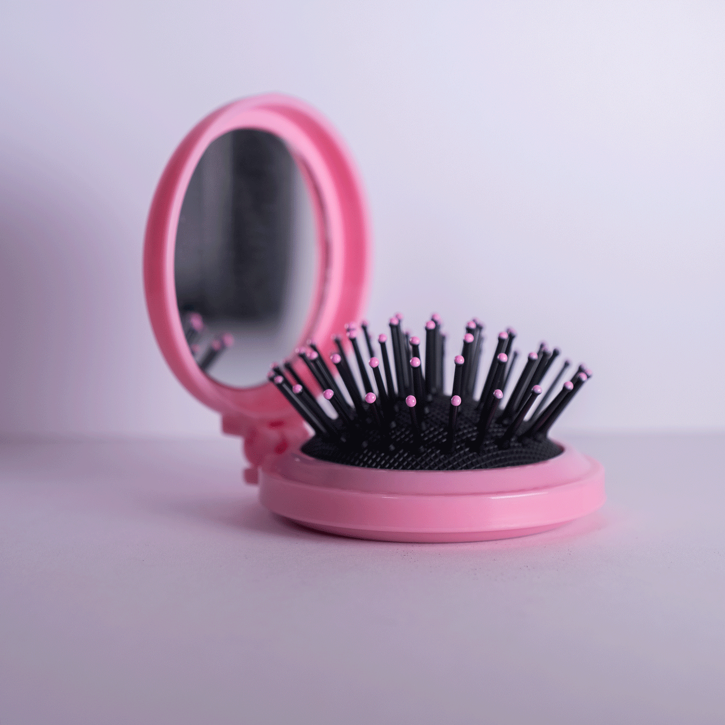 Miroir et Brosse à Cheveux Tout-en-Un